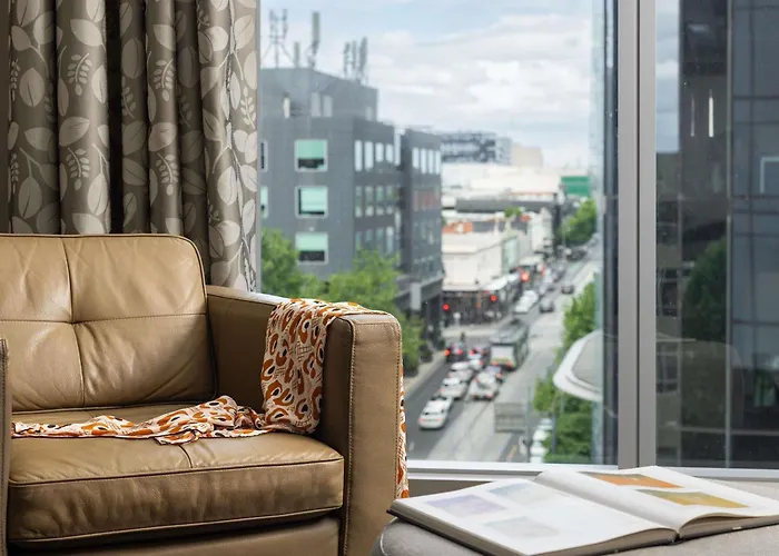 The Olsen Melbourne Art Series