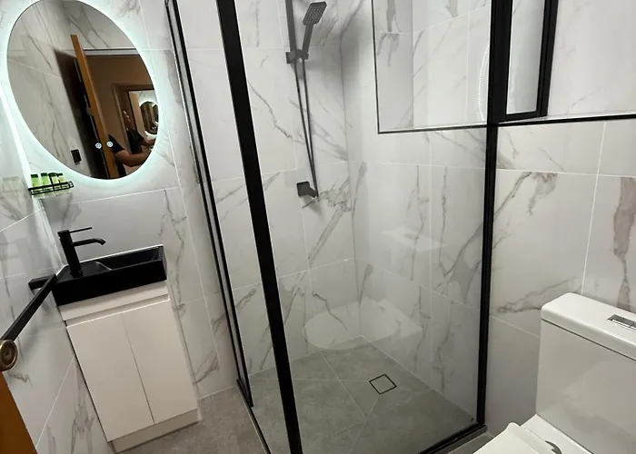 Motel: Hume Villa Motor Inn Under New Management