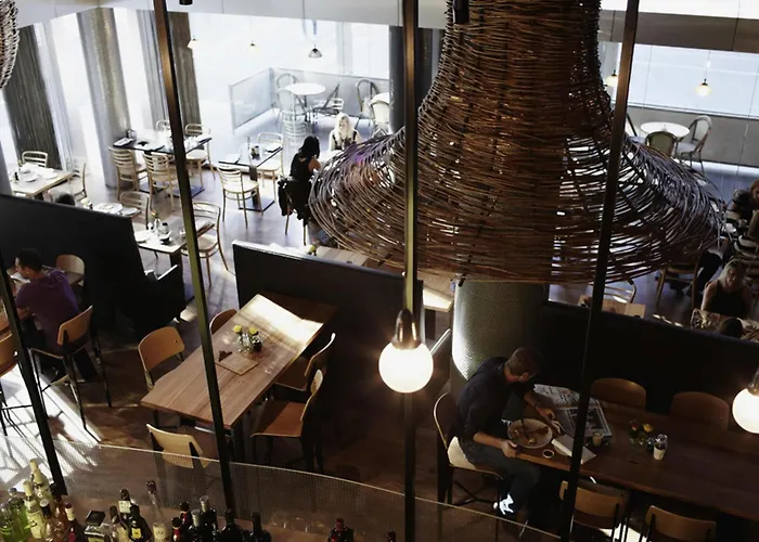 The Olsen Melbourne Art Series