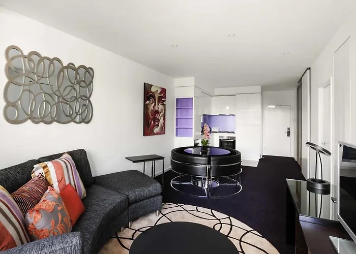 Apart hotel: The Sebel Melbourne Docklands Hotel